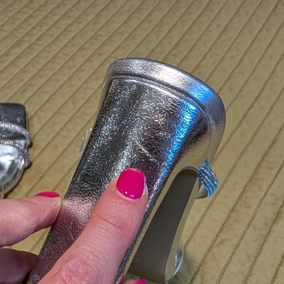 Billini Reva Silver Slip On Mule Women's Rhinestones Heels Size 7 Sparkly Shoes - Picture 13 of 16